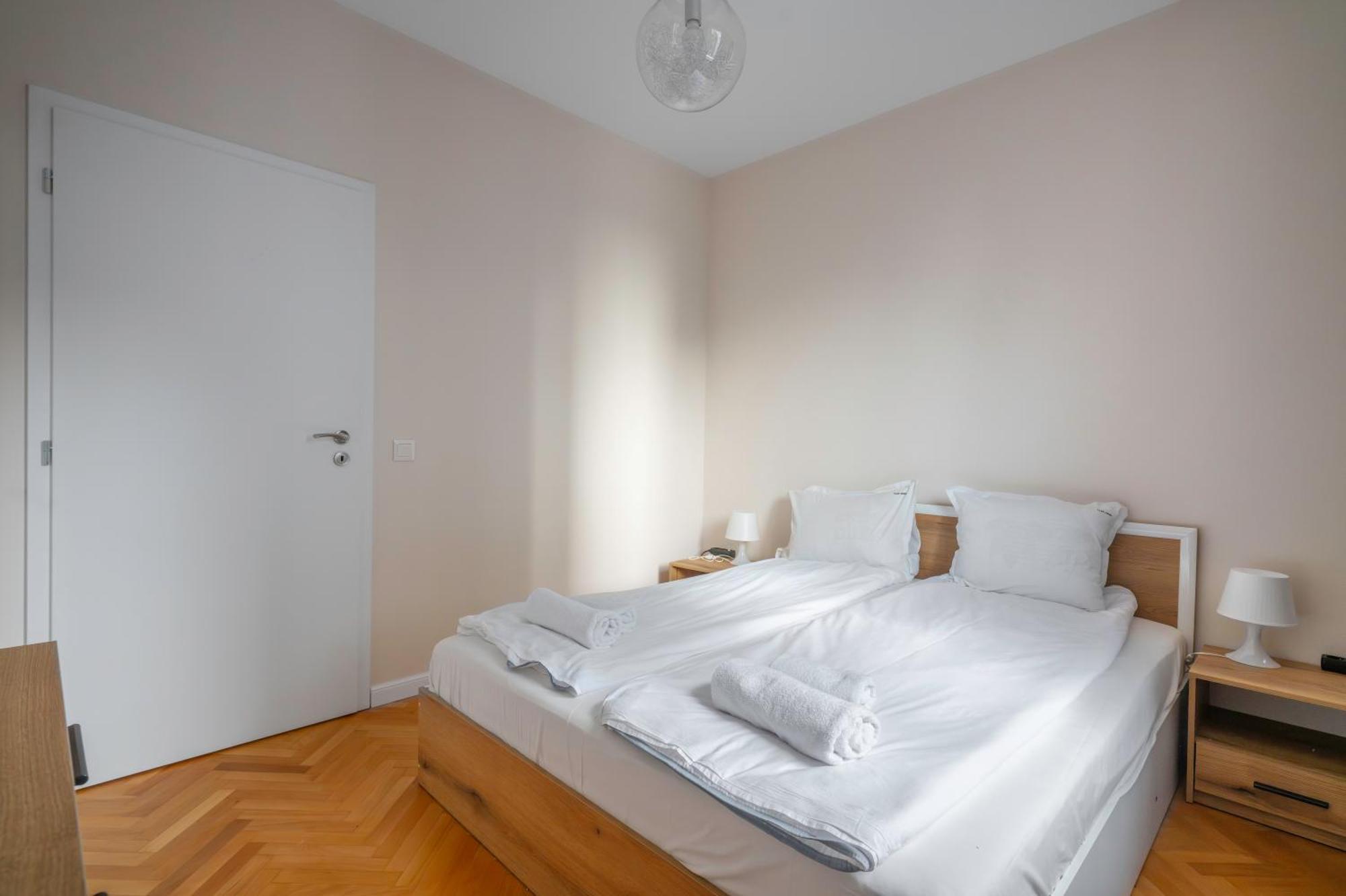 New With The Best View - 2Bd Bright Flat Near Ndk Софія Екстер'єр фото
