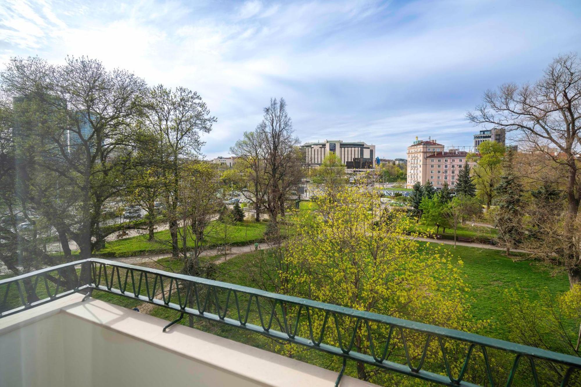 New With The Best View - 2Bd Bright Flat Near Ndk Софія Екстер'єр фото